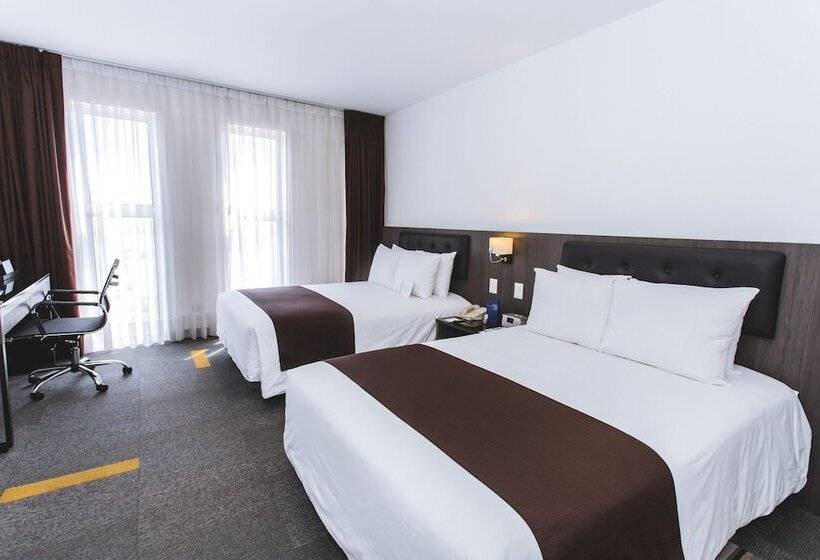 适合残疾人使用的标准间, Costa Del Sol Wyndham Lima Airport