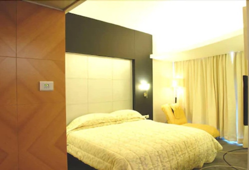 Номер Superior, Peninsula Grand