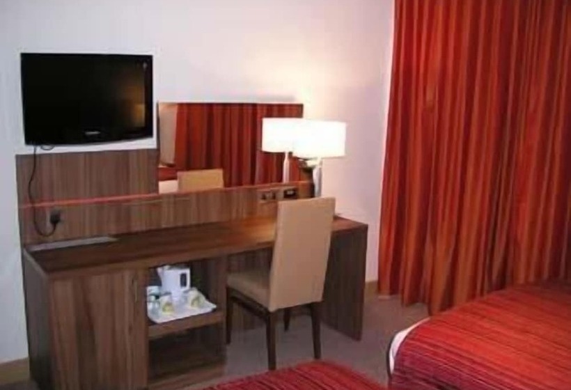 اتاق اجرایی, Ramada By Wyndham Hounslow  Heathrow East
