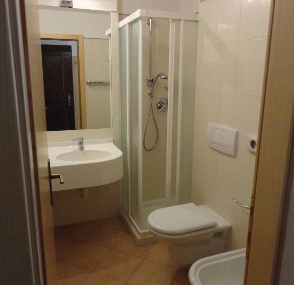 발코니가 있는 2 베드룸 아파트, Residence Lastei