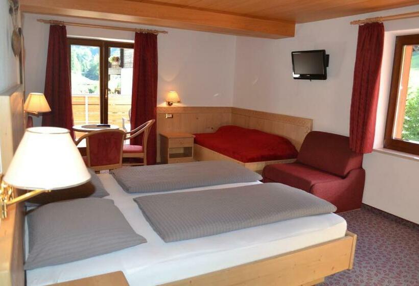 اتاق استاندارد با بالکن, Alpshotel Bergland