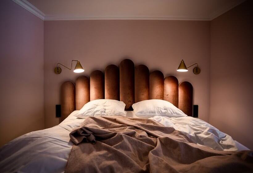 Номер Стандарт, Alpine Hideaway Zillertalerhof   4 Sterne Superior