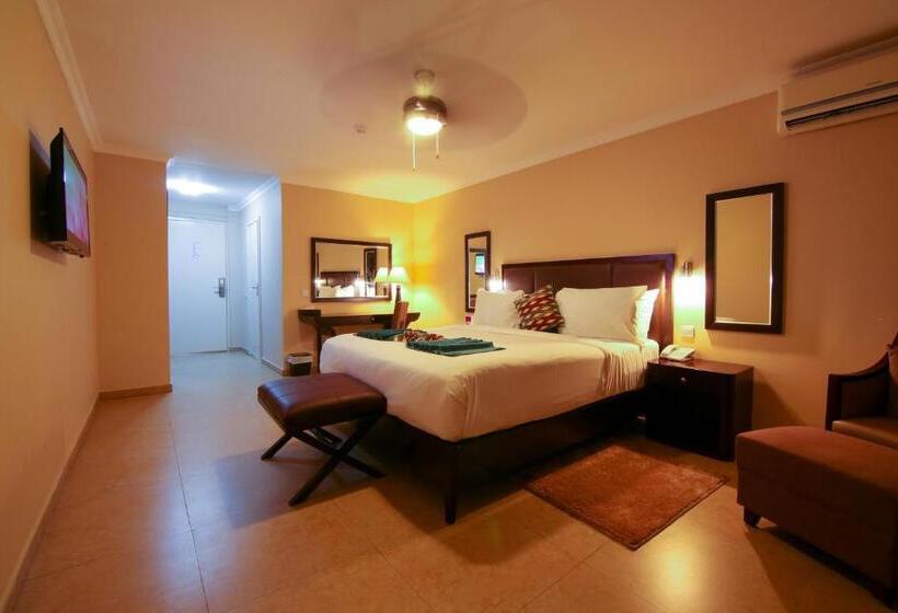 Номер Базовый Двуспальная Кровать, Best Western Plus Accra Beach