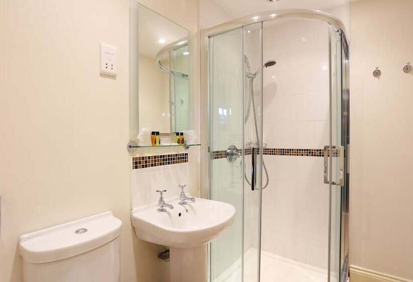Номер Стандарт, Broom Hall Inn