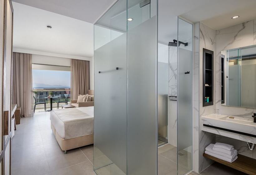 Номер Стандарт Вид на Море, Michelangelo Resort & Spa