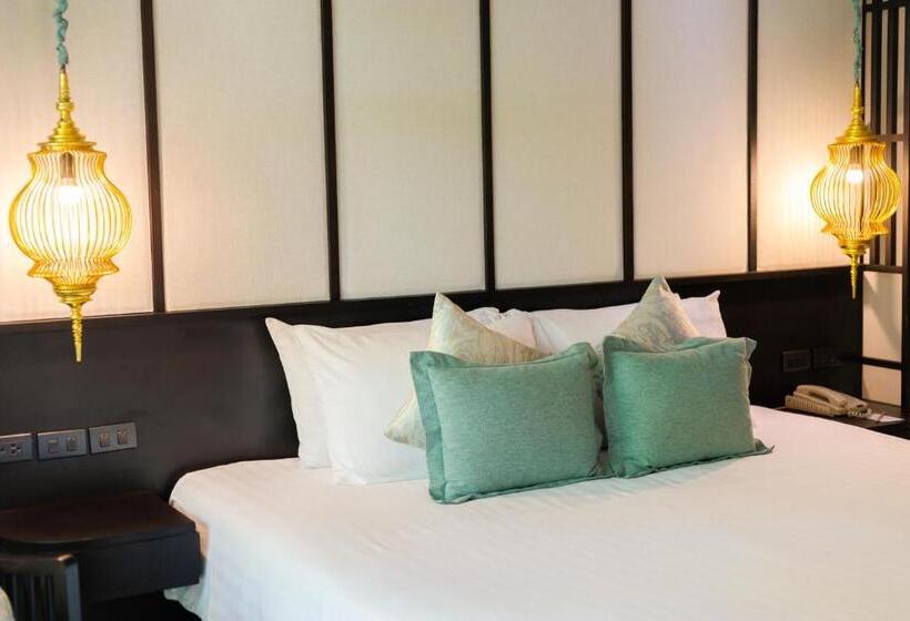 Семейный Номер Deluxe, Ravindra Beach Resort & Spa   Sha Extra Plus