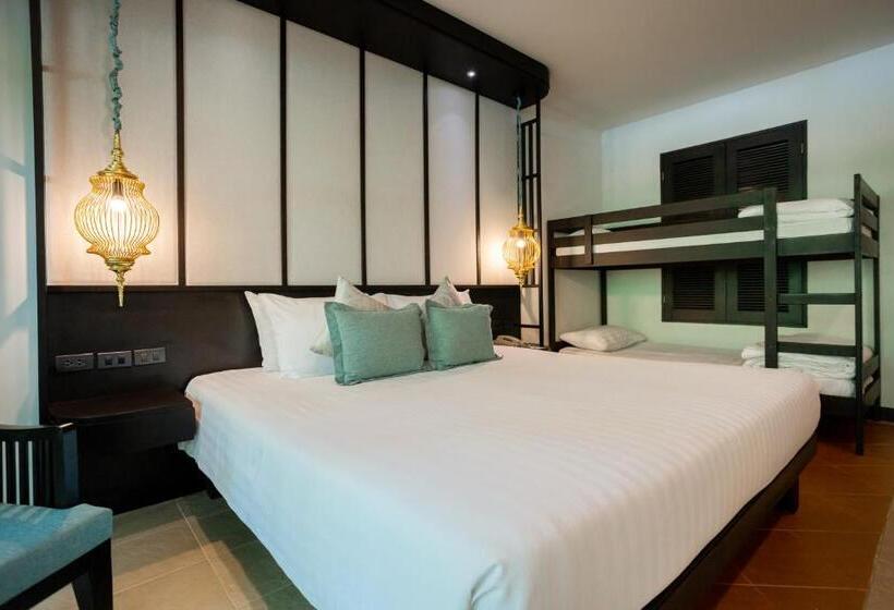 Семейный Номер Deluxe, Ravindra Beach Resort & Spa   Sha Extra Plus