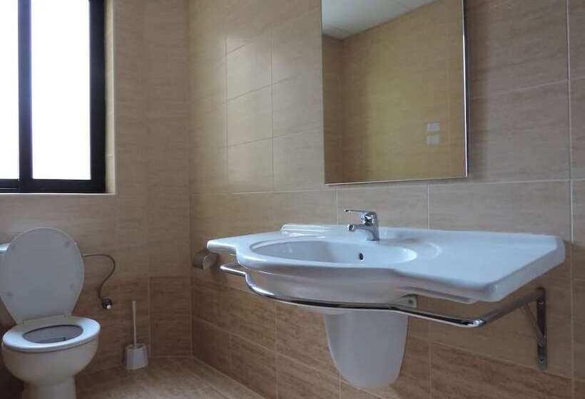 اتاق استاندارد یک نفره, Euroclub