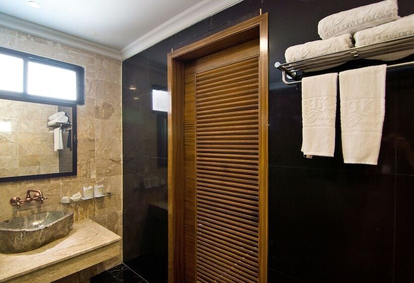 Трехместный Номер Deluxe, Lk Mantra Pura Resort