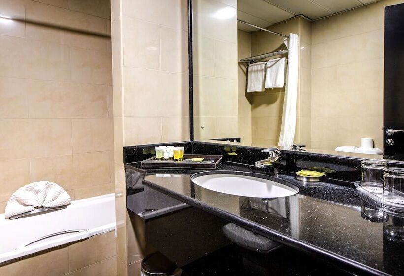 Шале Deluxe 1 Спальня, Royal Beach Hotel & Resort