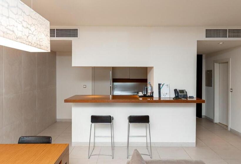 Апартаменты 2 Спальни, Radisson Blu Residence, Dubai Marina