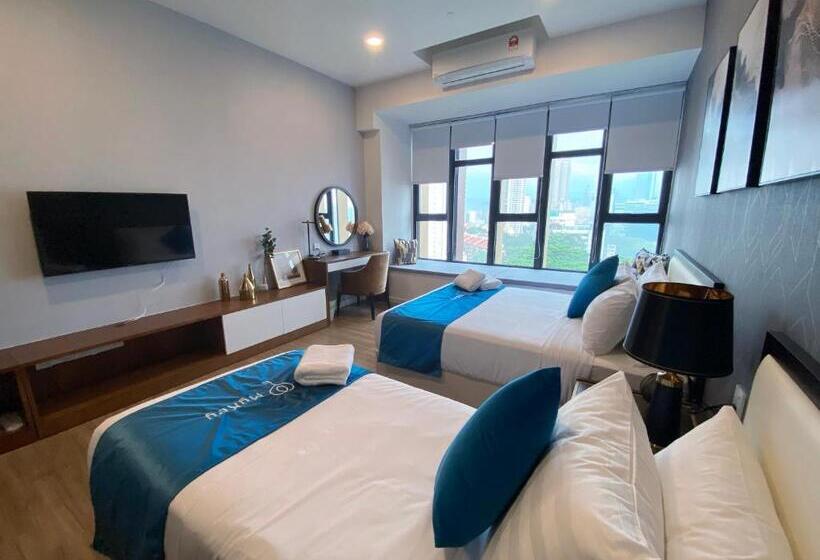 استودیو کامفورت, Ceylonz Suites By Mykey Global