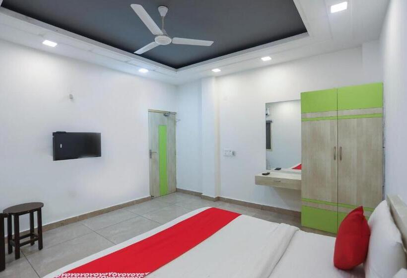 Quarto Estandar, Oyo 67602 Loto Stays