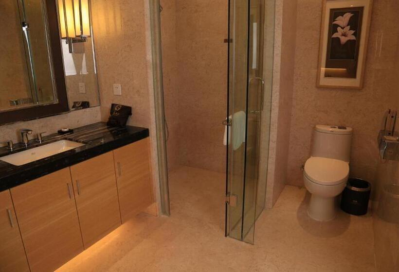 Люкс Повышенной Комфортности, Guangzhou Changfeng Gloria Plaza