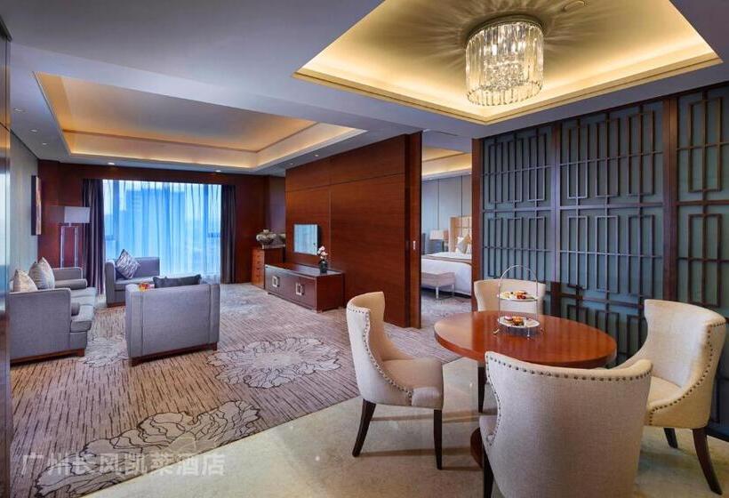 Люкс Повышенной Комфортности, Guangzhou Changfeng Gloria Plaza