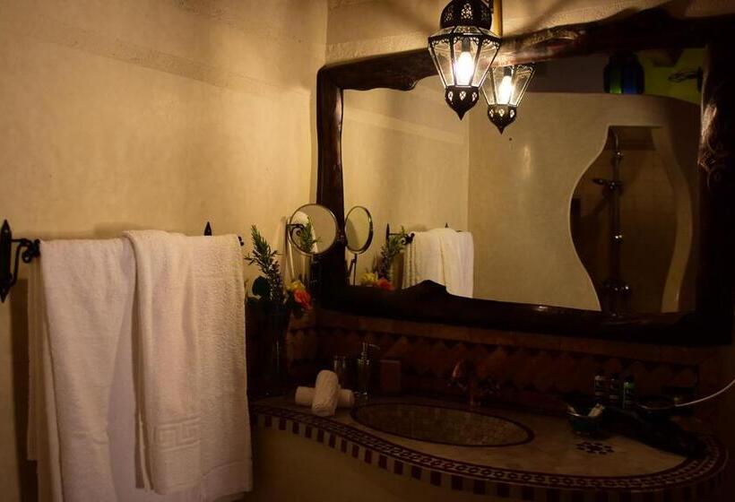 디럭스 4인 룸, Auberge Chez Pierre