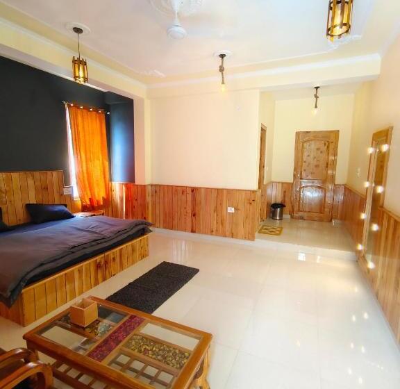 バルコニー付きデラックスルーム, Perkup Hostel