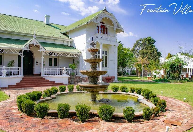 발코니가 있는 스위트, Fountain Villa