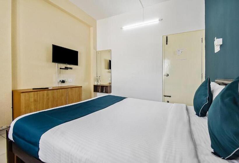 اتاق استاندارد با بالکن, Vaccinated Staff  Silverkey Executive Stays 78621 Second D Residency