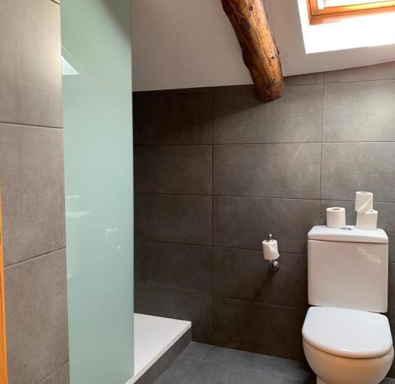 اتاق استاندارد سه نفره, Hôtel Bruxelles