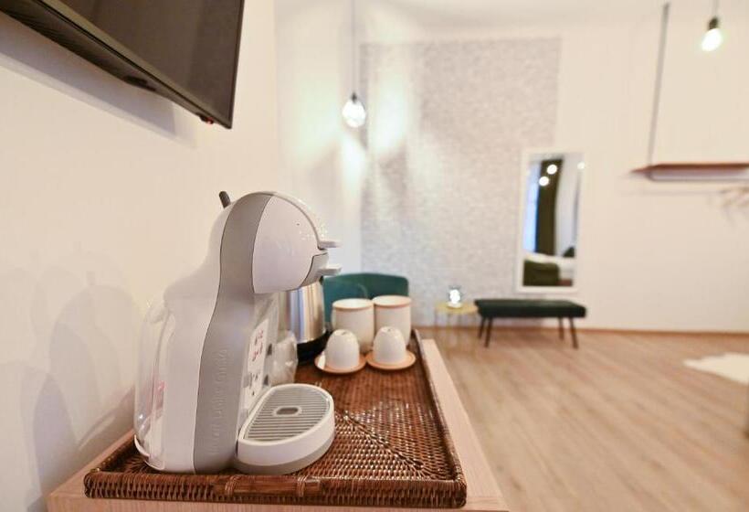 اتاق استاندارد با تخت بزرگ, Althof Apartments