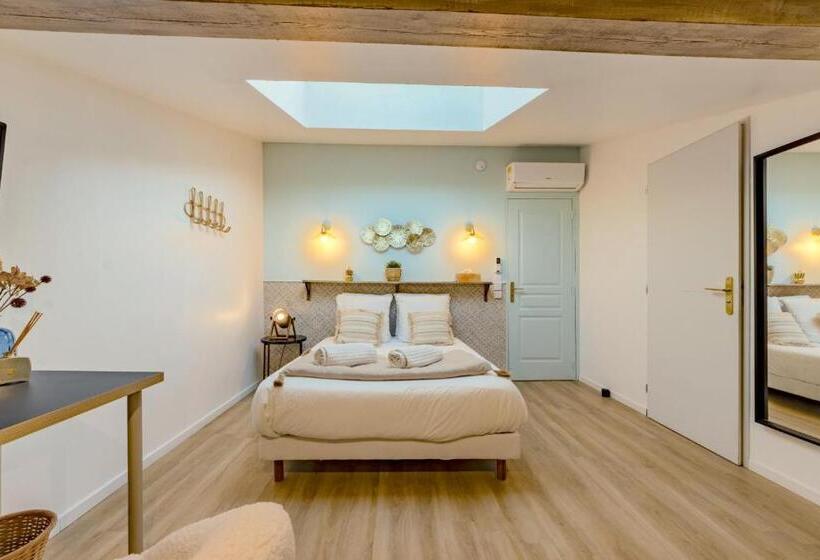 Номер Deluxe, L Oliveraie D Eurocentre   Toulouse Nord