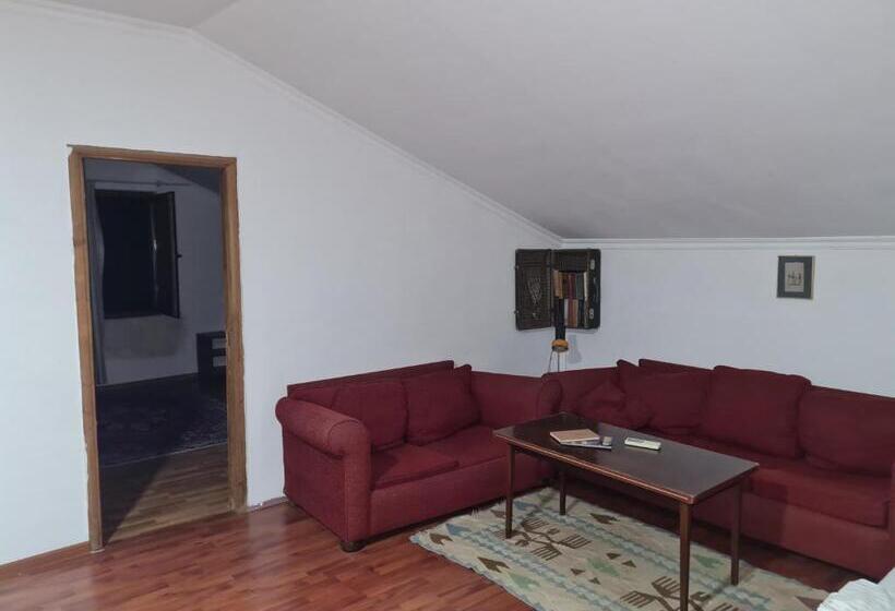 ファミリールーム, Merabi Guest House