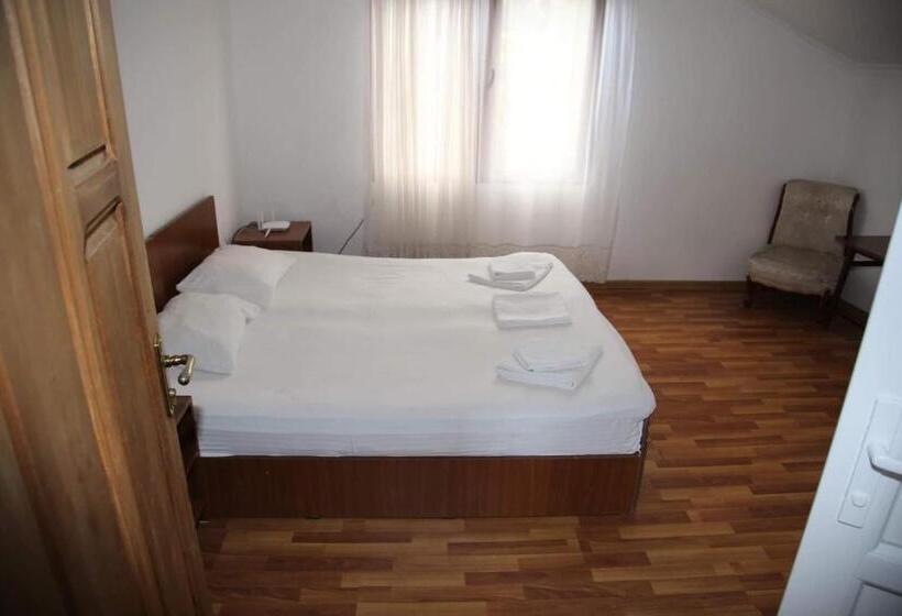 ファミリールーム, Merabi Guest House