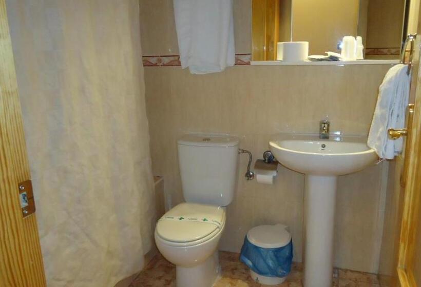 Номер Стандарт, Pension Los Cisnes