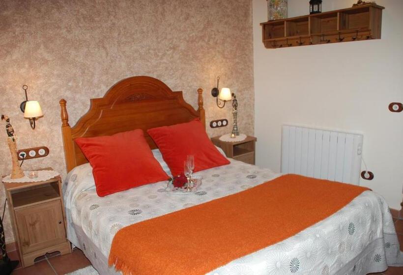 اتاق استاندارد, El Molí De Pontons Suites Con Jacuzzi Spa