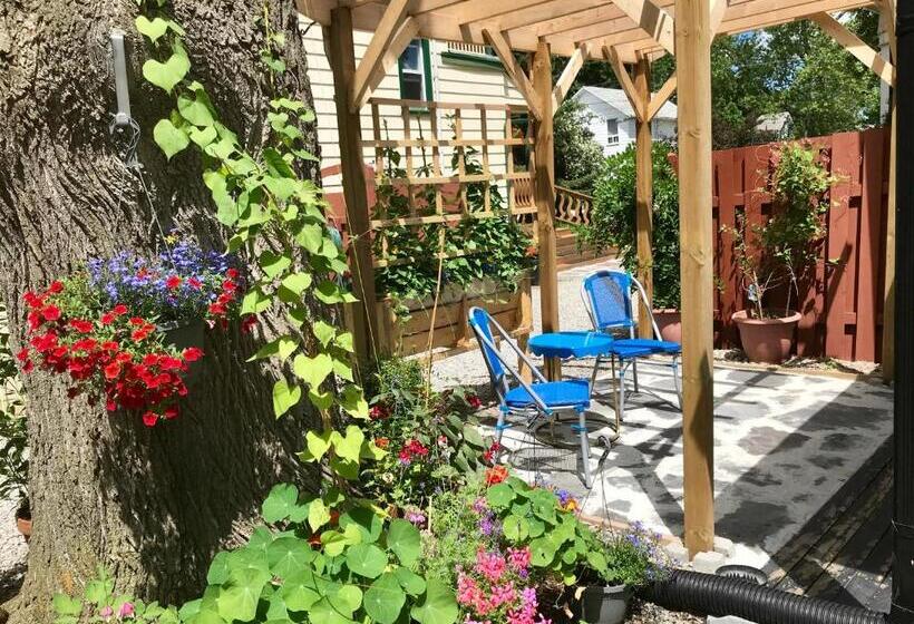 １ベッドルームアパートメント, Ellis House Bed & Breakfast