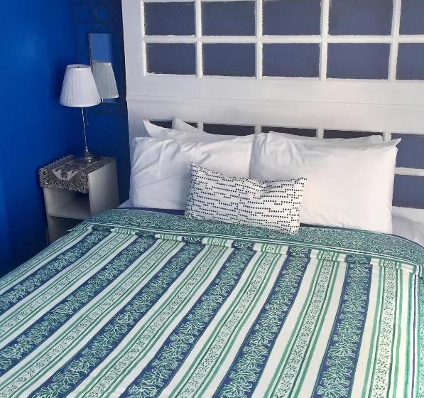 スイート, Ellis House Bed & Breakfast
