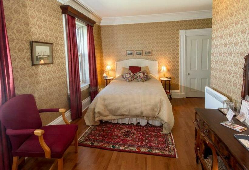 Номер Стандарт, Homeport Historic B&b