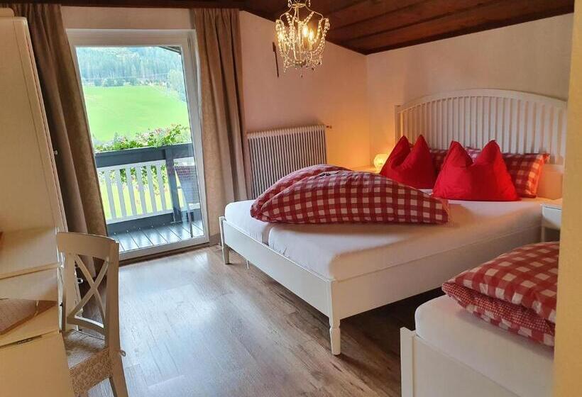 Номер Стандарт Трехместный, Boutique Hotel Alpenhof