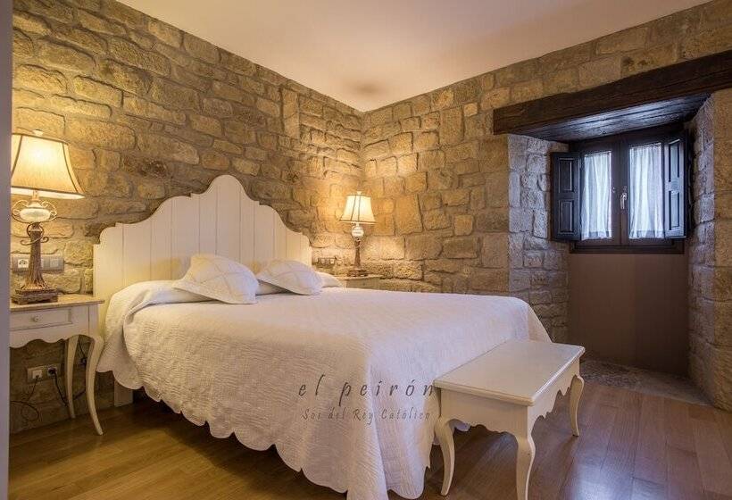 小型套房, El Peiron