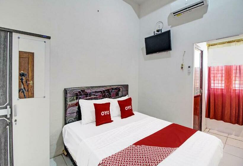 Номер Стандарт, Capital O 91690 Moza Guest House