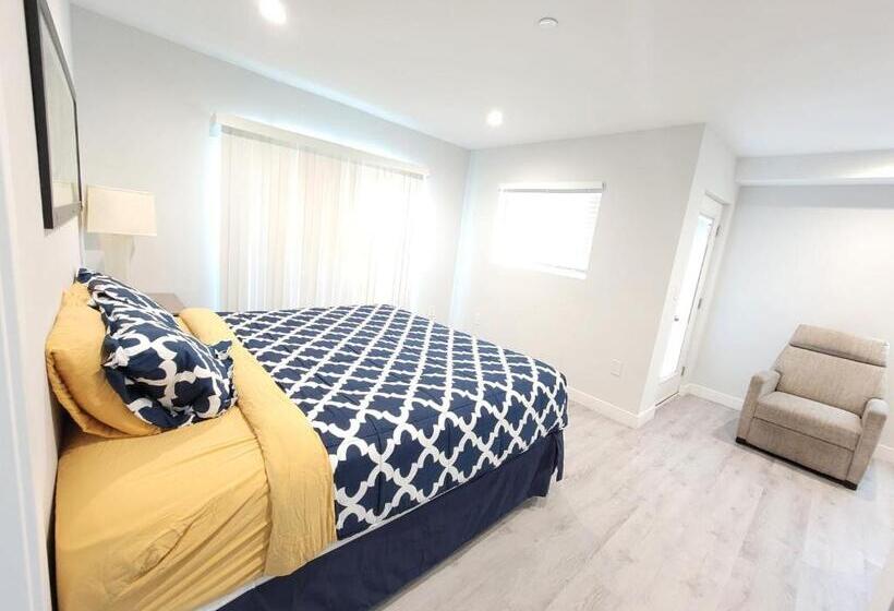 Дом 4 Спальни, Stayspro   Hollywood Homes Minutes To Everything Spacious And Free Parking