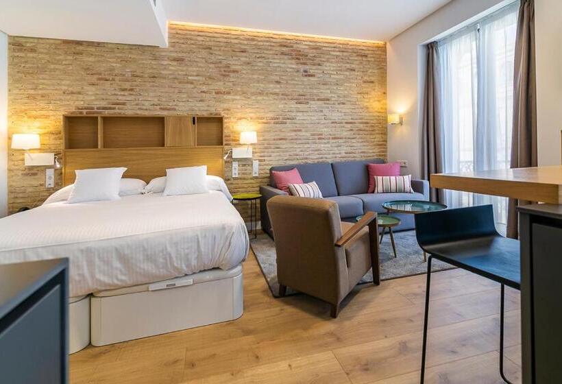 استودیوی استاندارد, Aquitania Home Suites