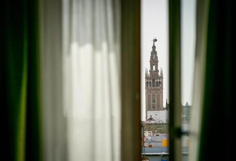 1 Bedroom Penthouse Apartment, Aquitania Home Suites