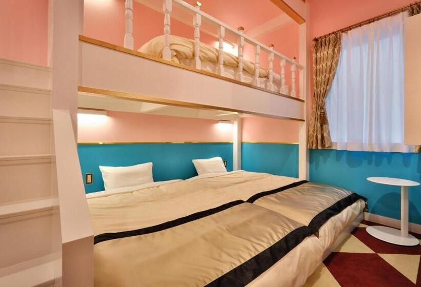 Номер Стандарт Трехместный, Four Stories Hotel Maihama Tokyo Bay