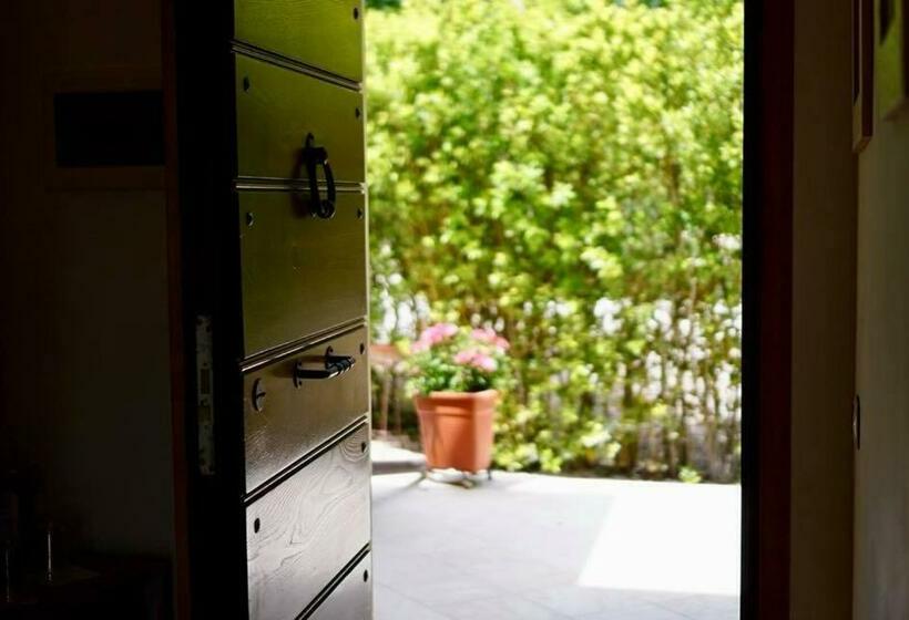 Номер Deluxe с Балконом, Relais Colle Buono