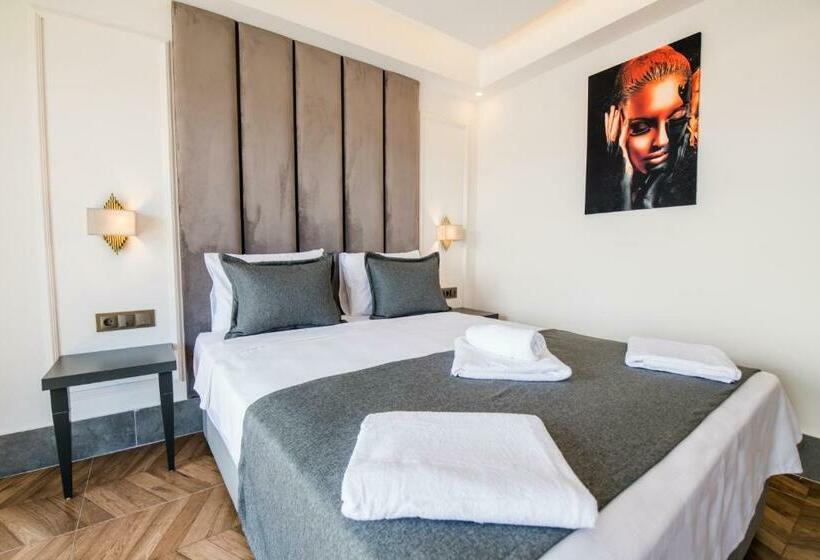 Номер Deluxe Вид на Море, Fly Inn