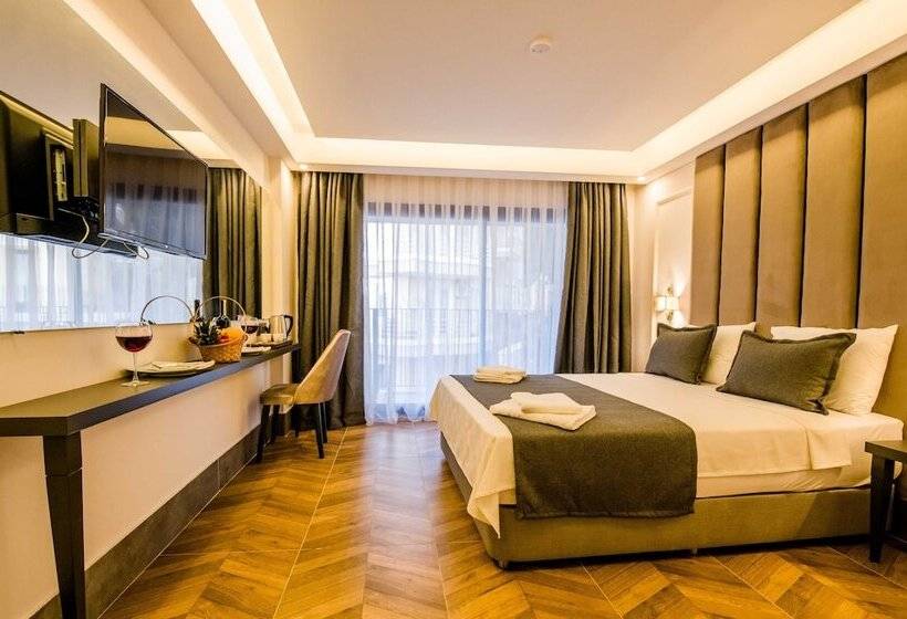 Трехместный Номер Deluxe, Fly Inn
