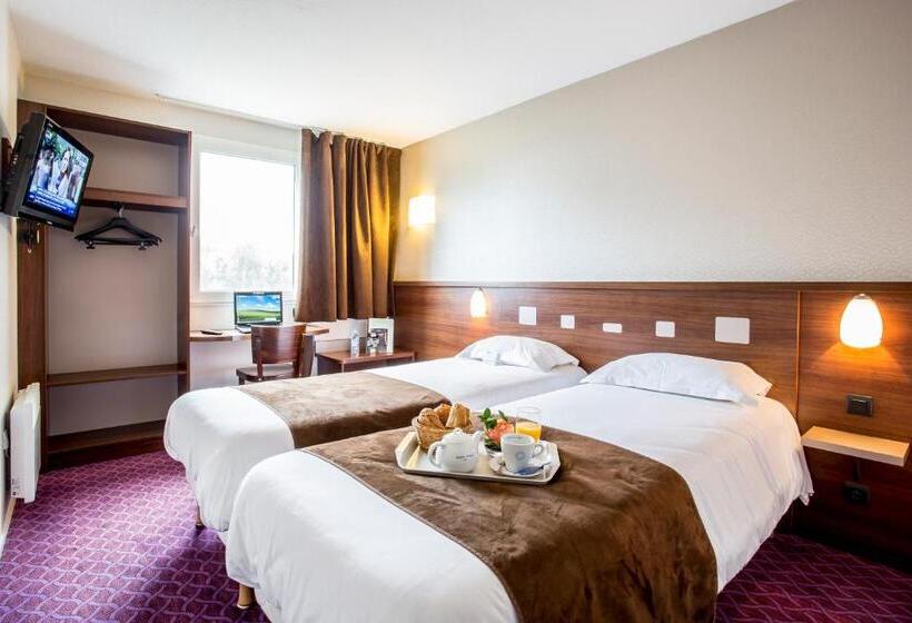 Номер Стандарт, Brit Hotel Rennes Le Castel