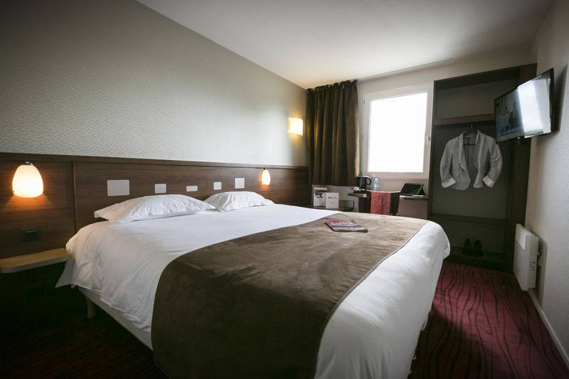 Номер Комфорт, Brit Hotel Rennes Le Castel