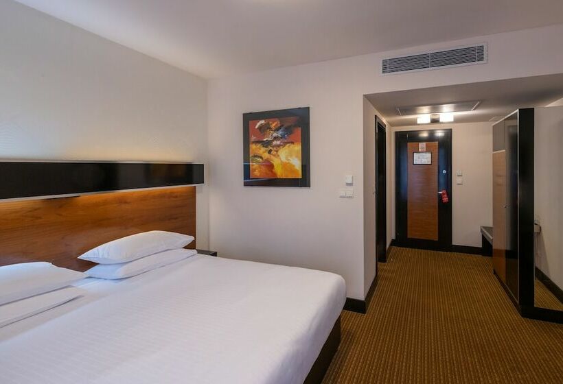 Quarto Superior, Grand Majestic Hotel Prague