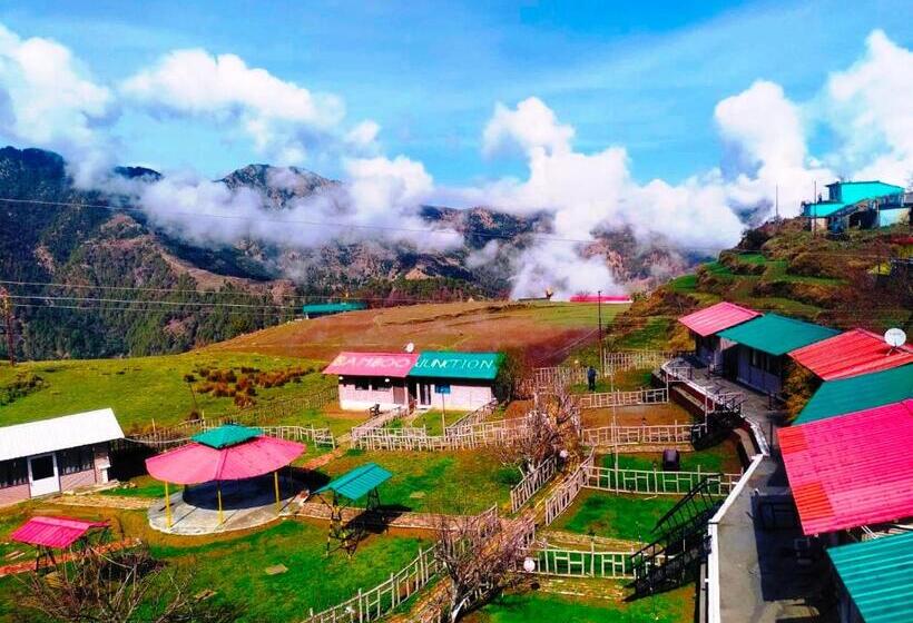 디럭스 룸, Bamboo Junction Resort   Kanatal, Valley & Mountain View
