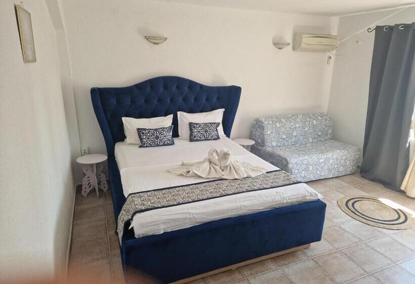 اتاق خانوادگی, Vila Eclipse Mamaia Nord