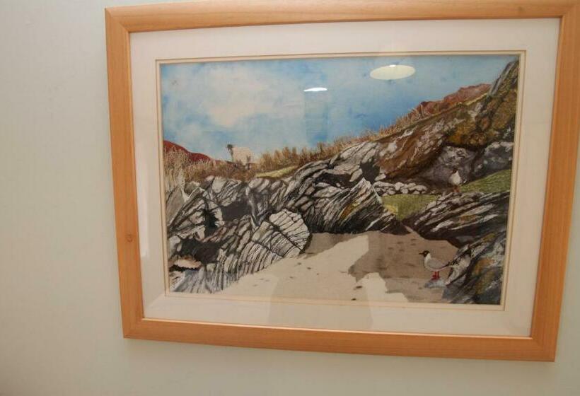Номер Стандарт Вид на Сад, The Colonsay