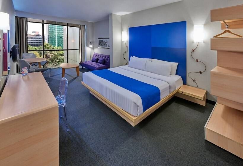 Полулюкс, City Express Plus By Marriott Ciudad De México Reforma El ángel